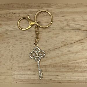 Skeleton Key Rhinestones Gold-Tone Purse Bag Charm Keychain New